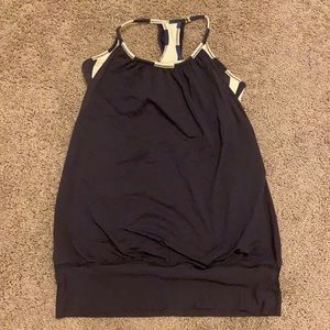 Lululemon tank!